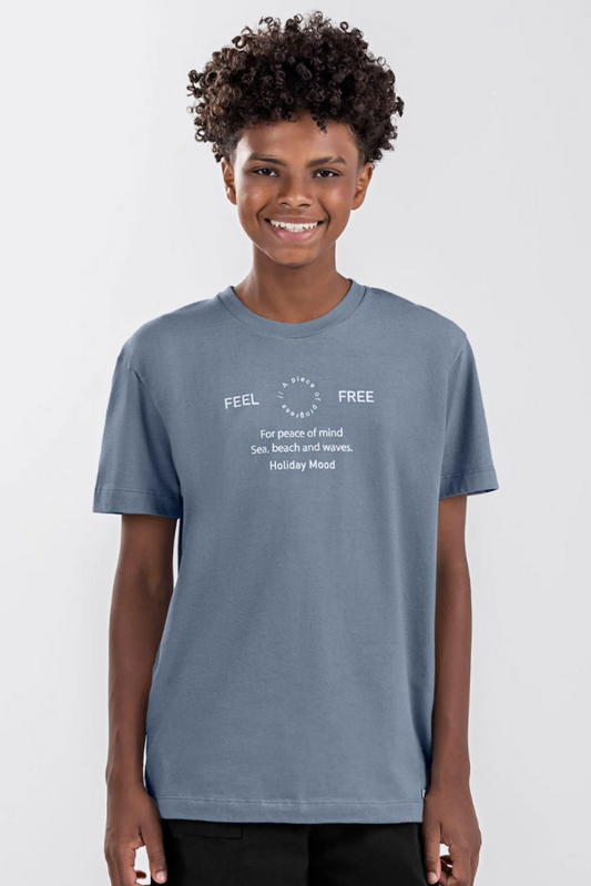 Remera Feel Free Eian Celeste