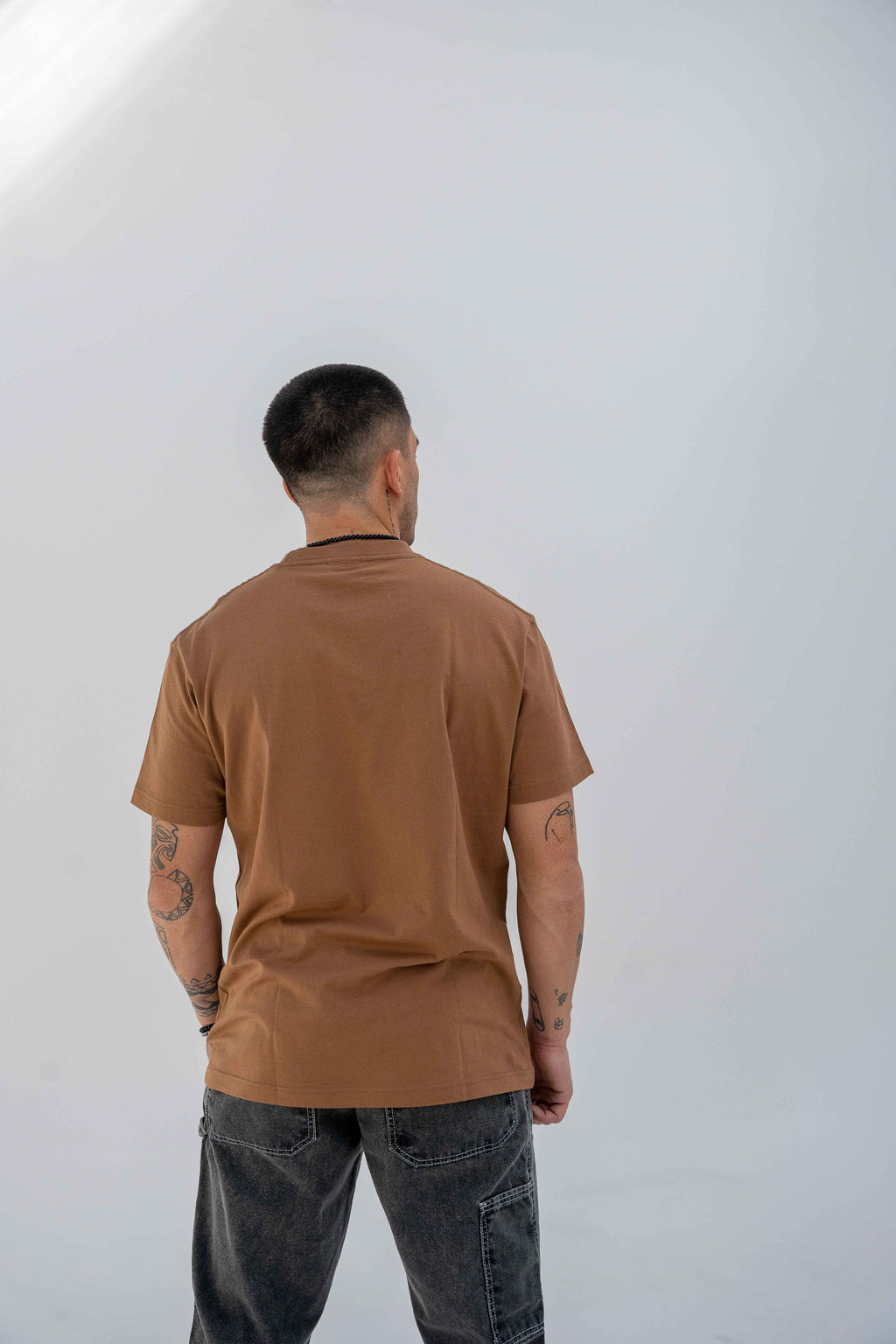Remera Core Marron