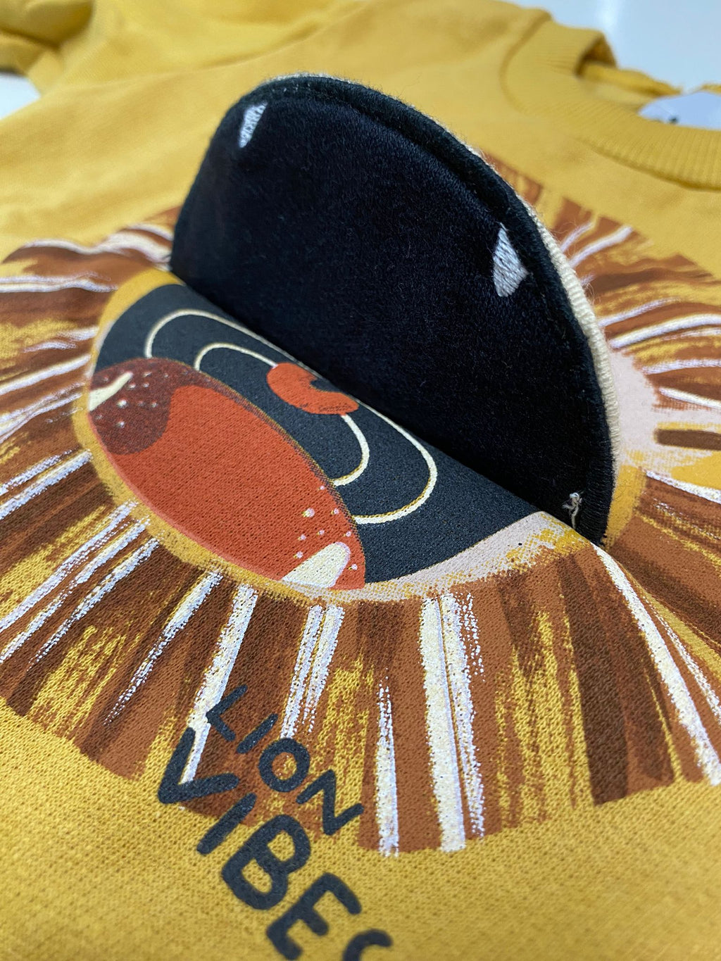 Conjunto Leon Elian
