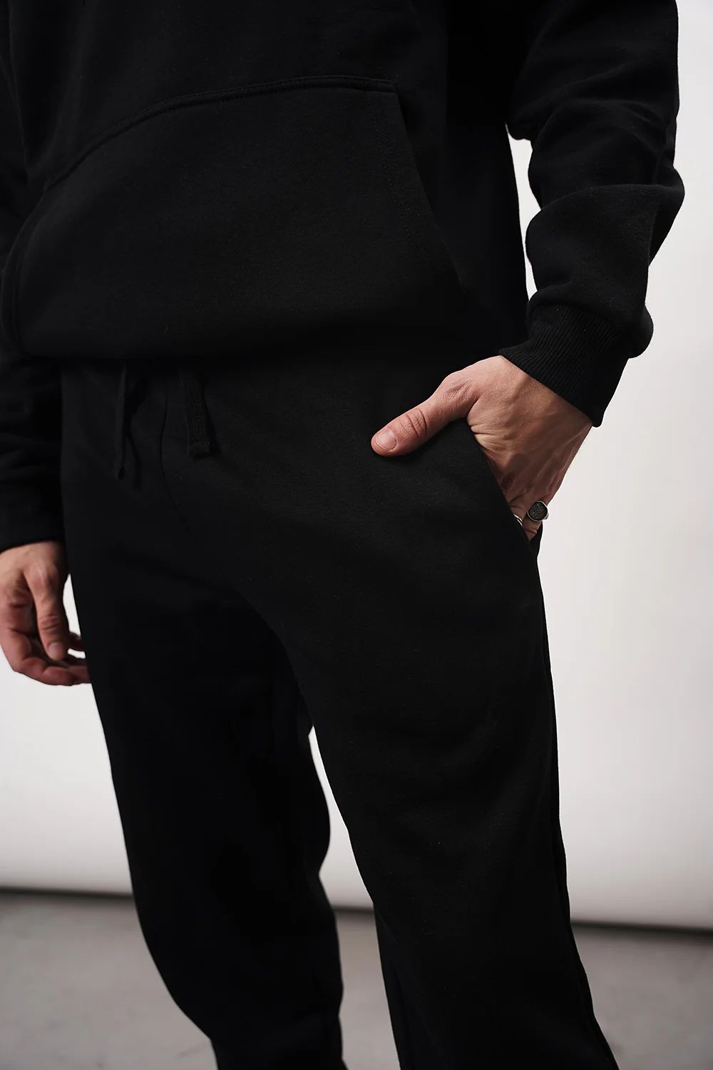 Pantalón Deportivo C/Puño - Preto