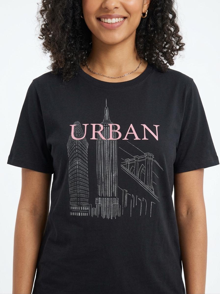 Remera Urban Marialicia - Preto