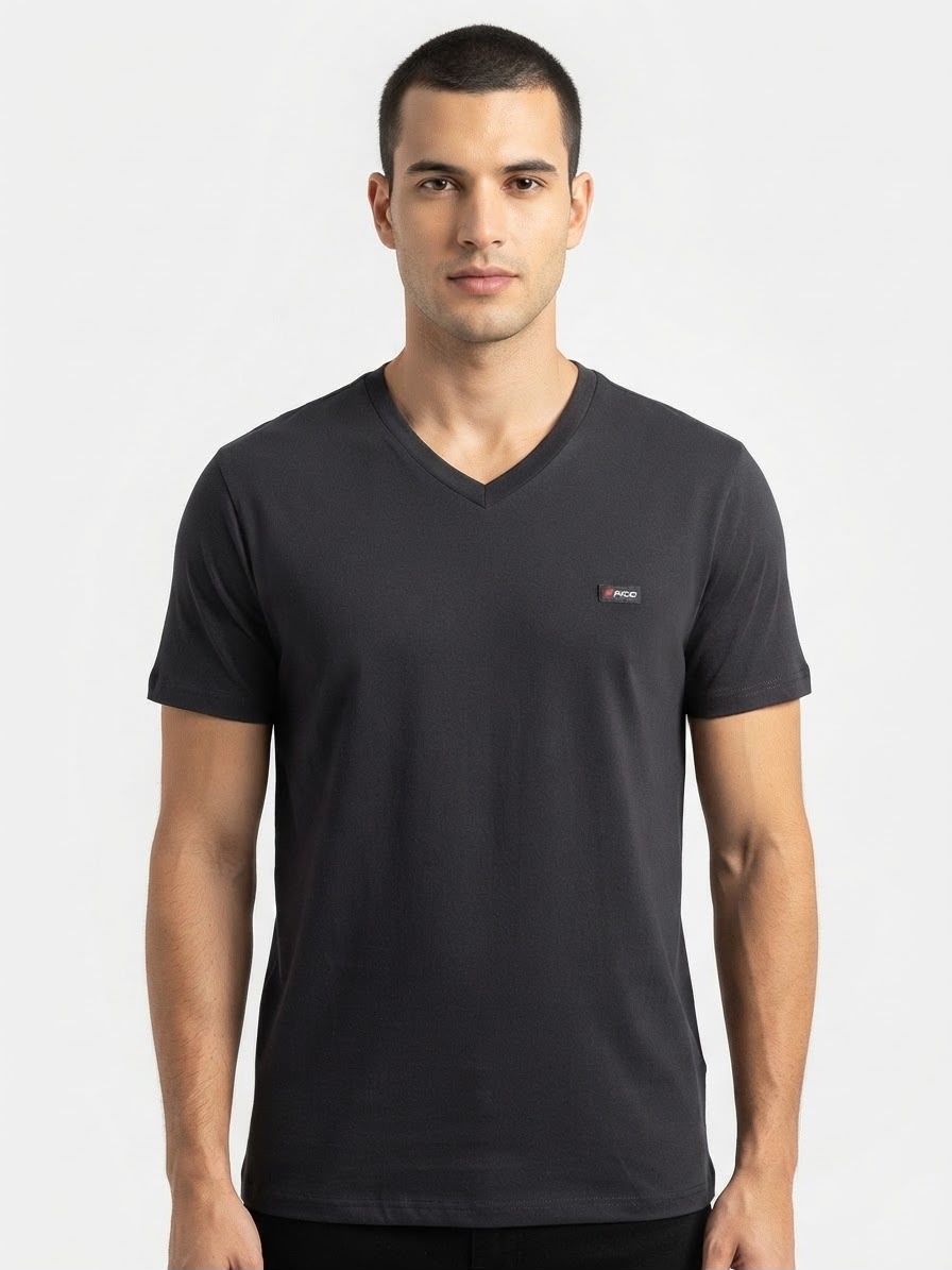 Remera Cuello V Fico - Preto